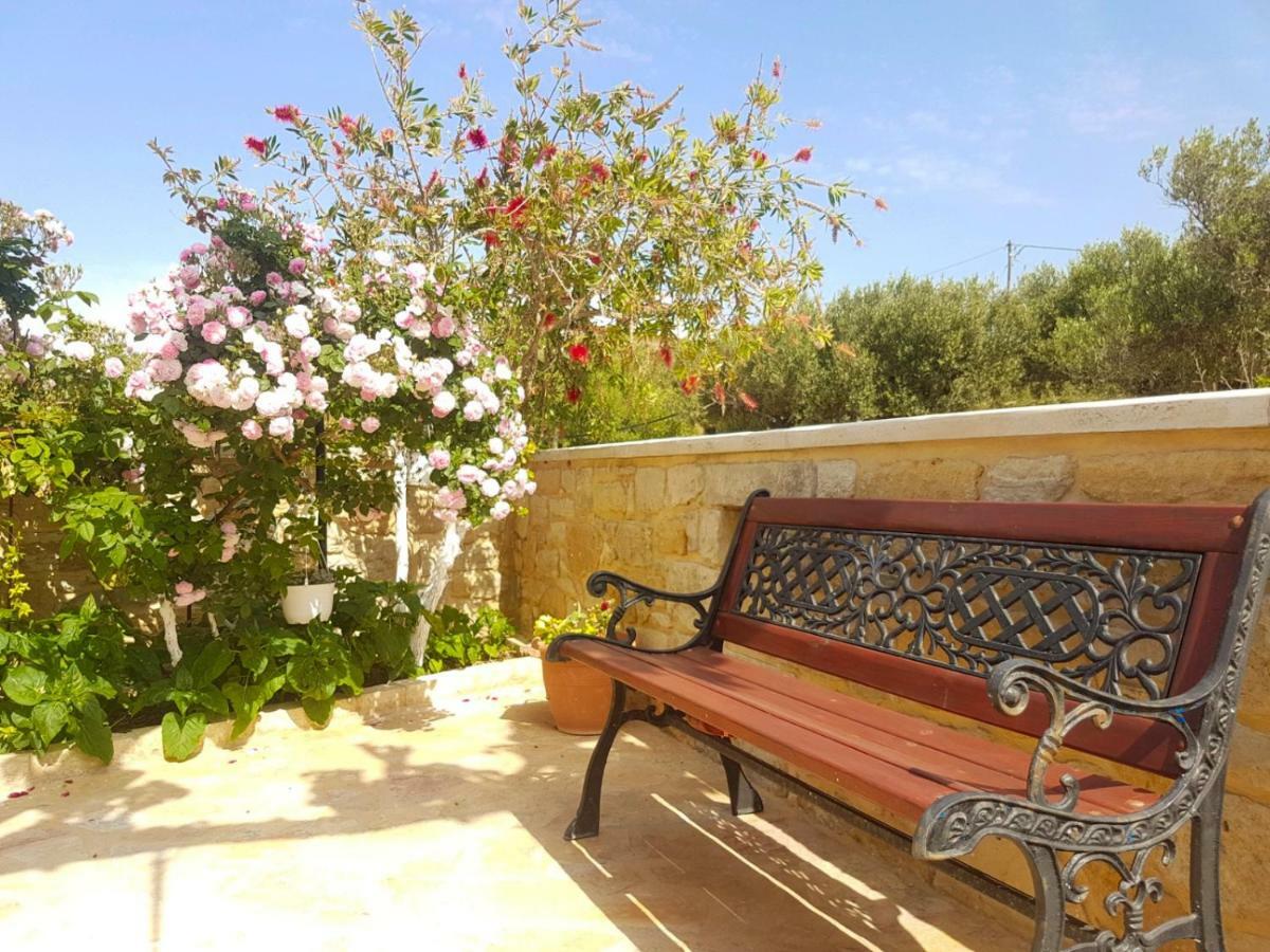 Villa Athina Kíssamos Eksteriør billede